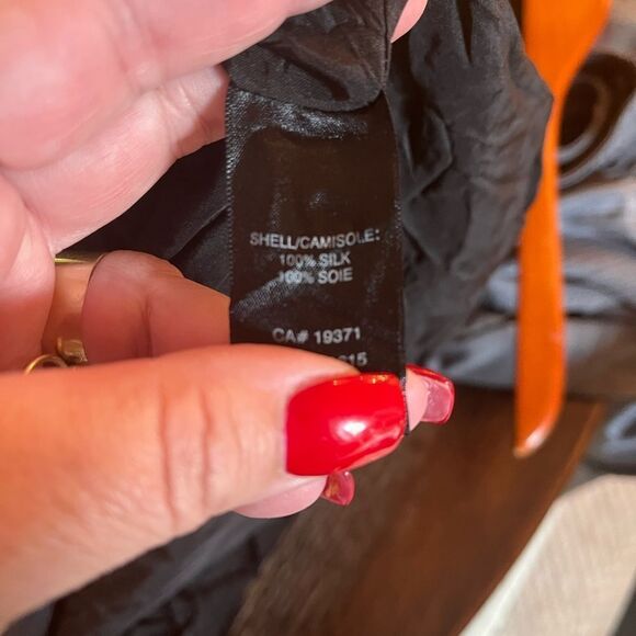 Robbi & Nikki Black Silk Fancy Ruffle & Bow Tank Too sz S EUC - Picture 5 of 5